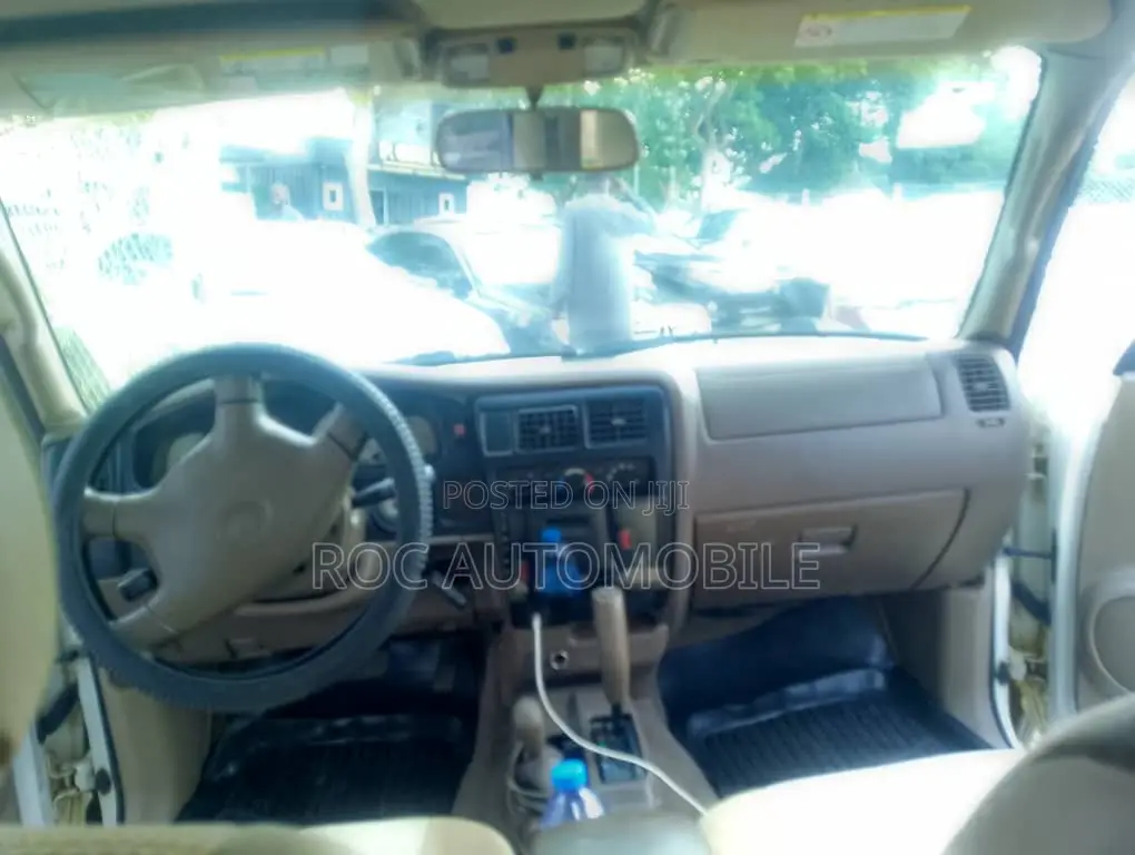 Toyota Tacoma 2004 White