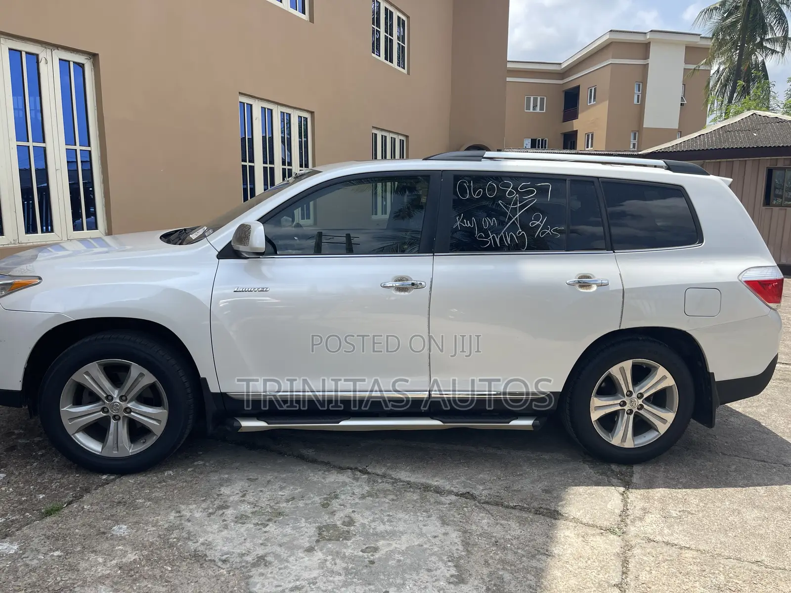 Toyota Highlander Limited 2012 White