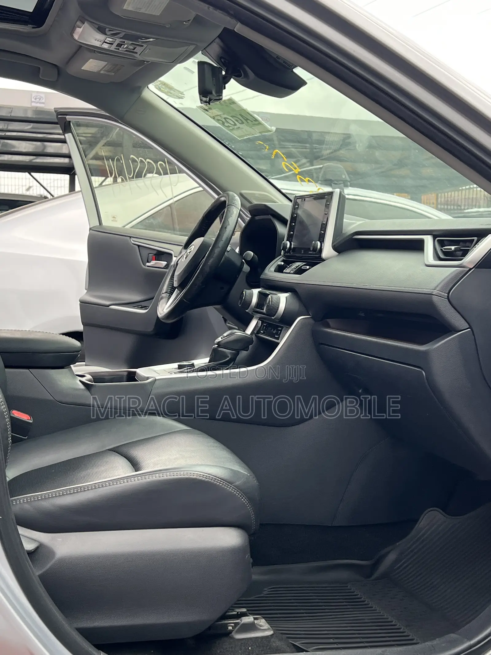 Toyota RAV4 Limited AWD 2020 Silver