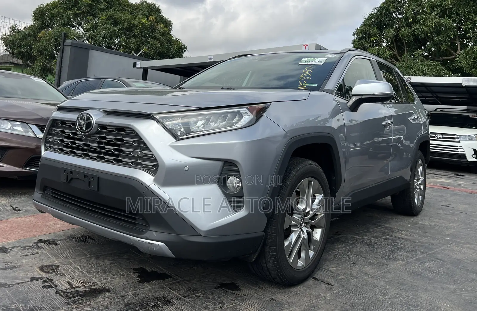 Toyota RAV4 Limited AWD 2020 Silver