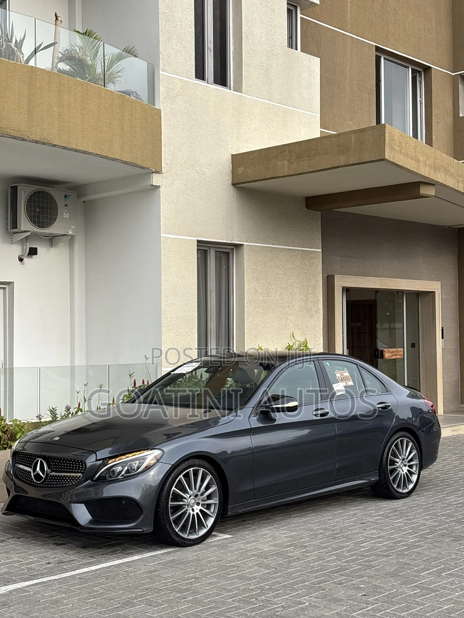 Mercedes-Benz C300 Sport 4Matic Sedan AWD (2.0L 4cyll 7A) 2016 Gray