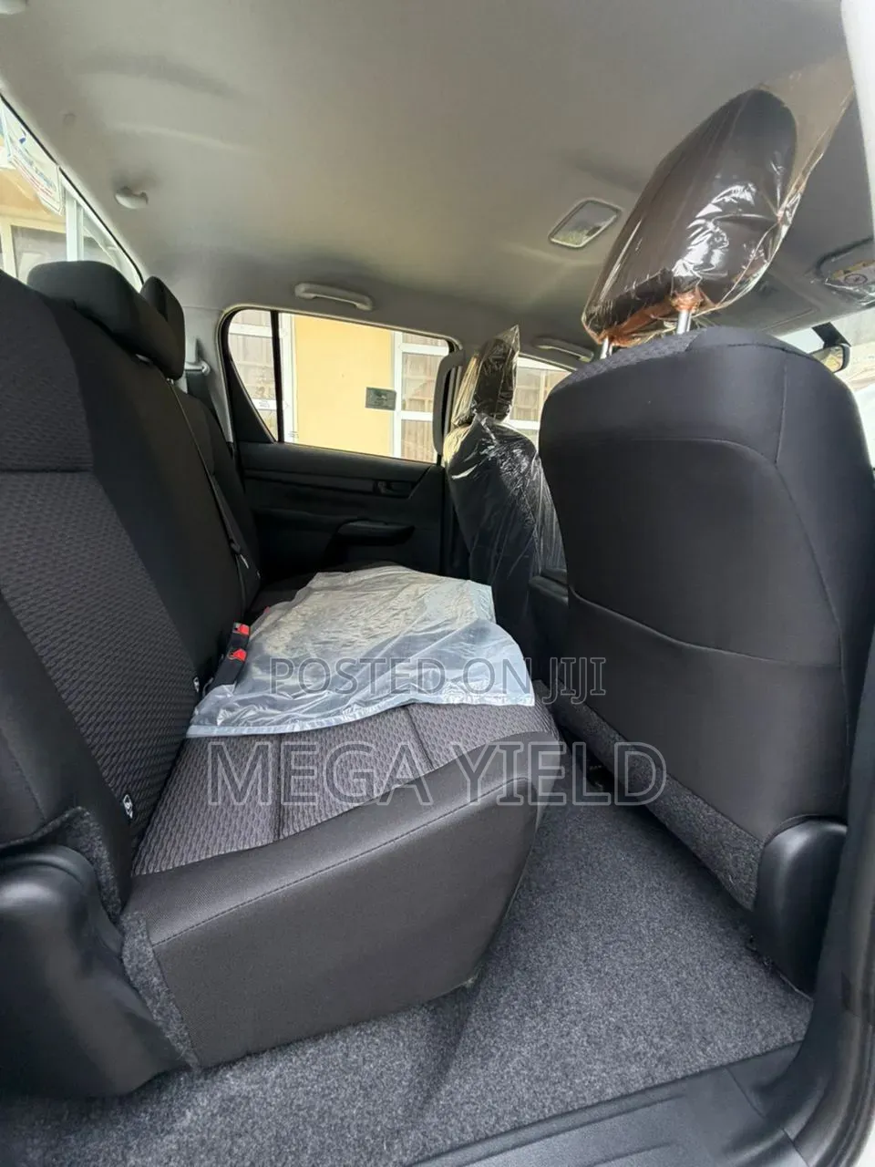New Toyota Hilux 2025 White