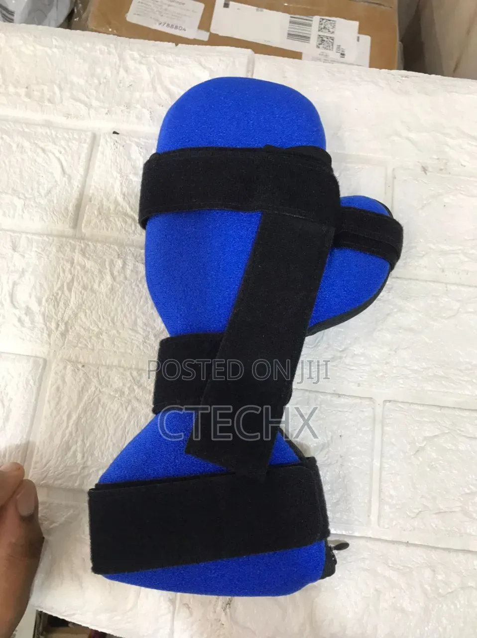 Hand Splint Brace With Finger Support Straightening for Left Right