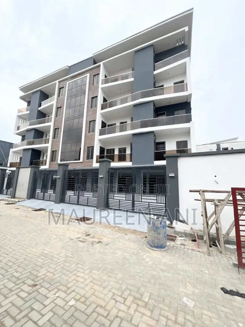 4bdrm Apartment in Lekki Phase 1 for sale