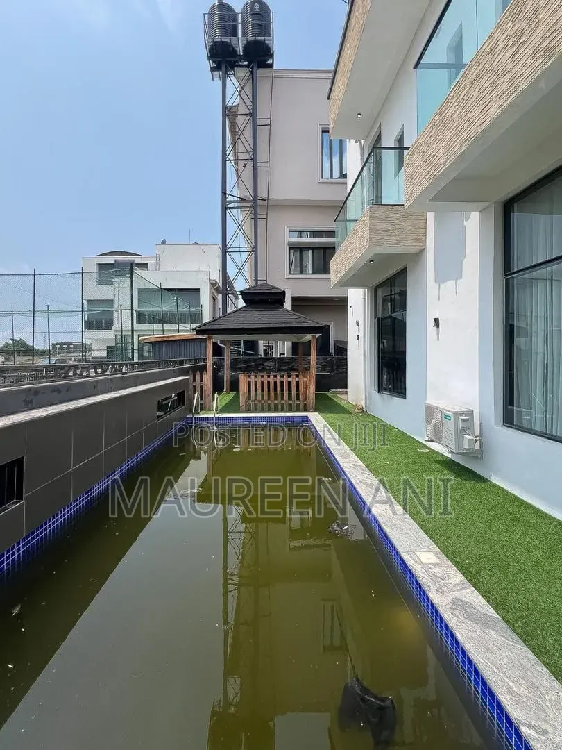 5bdrm Duplex in Ikate for sale