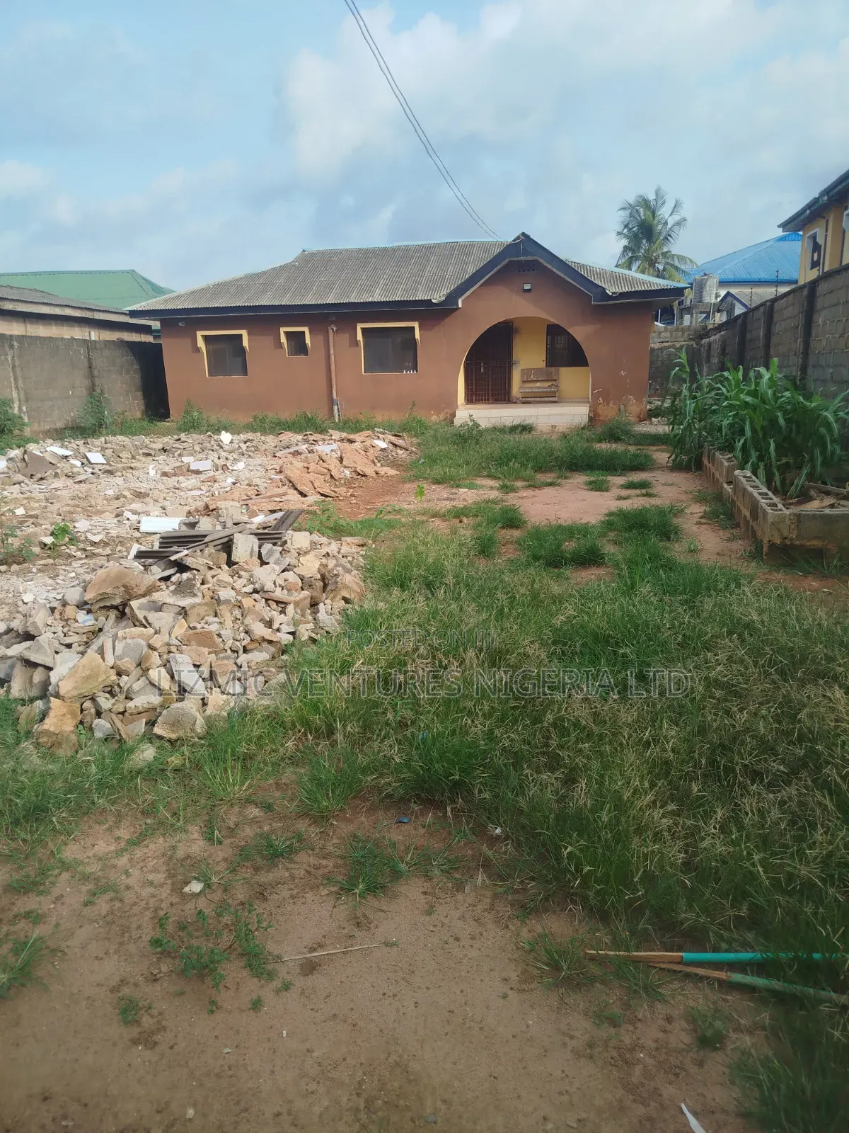 Furnished 3bdrm Bungalow in Agric Estate, Igando / Ikotun/Igando