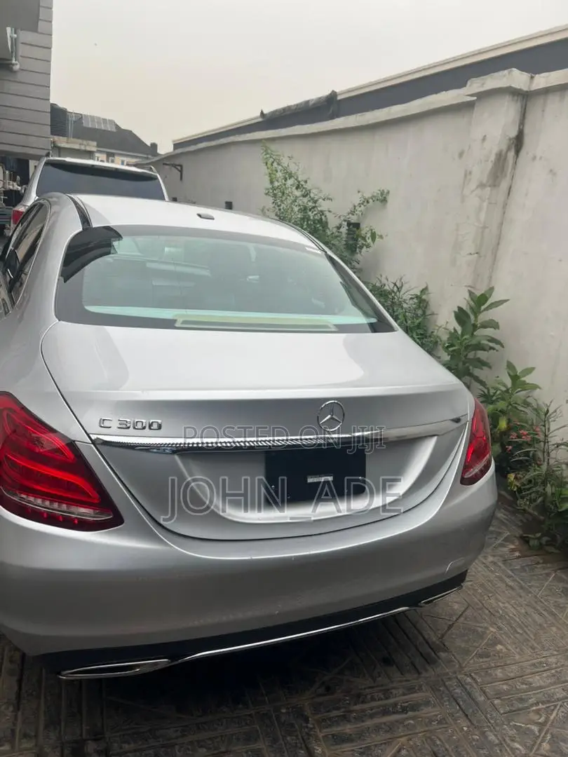 Mercedes-Benz C300 Base 4dr RWD Sedan (2.0L 4cyl 7A) 2015 Silver