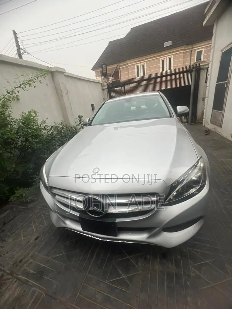 Mercedes-Benz C300 Base 4dr RWD Sedan (2.0L 4cyl 7A) 2015 Silver