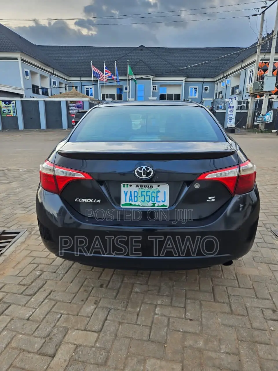 Toyota Corolla 2015 Black