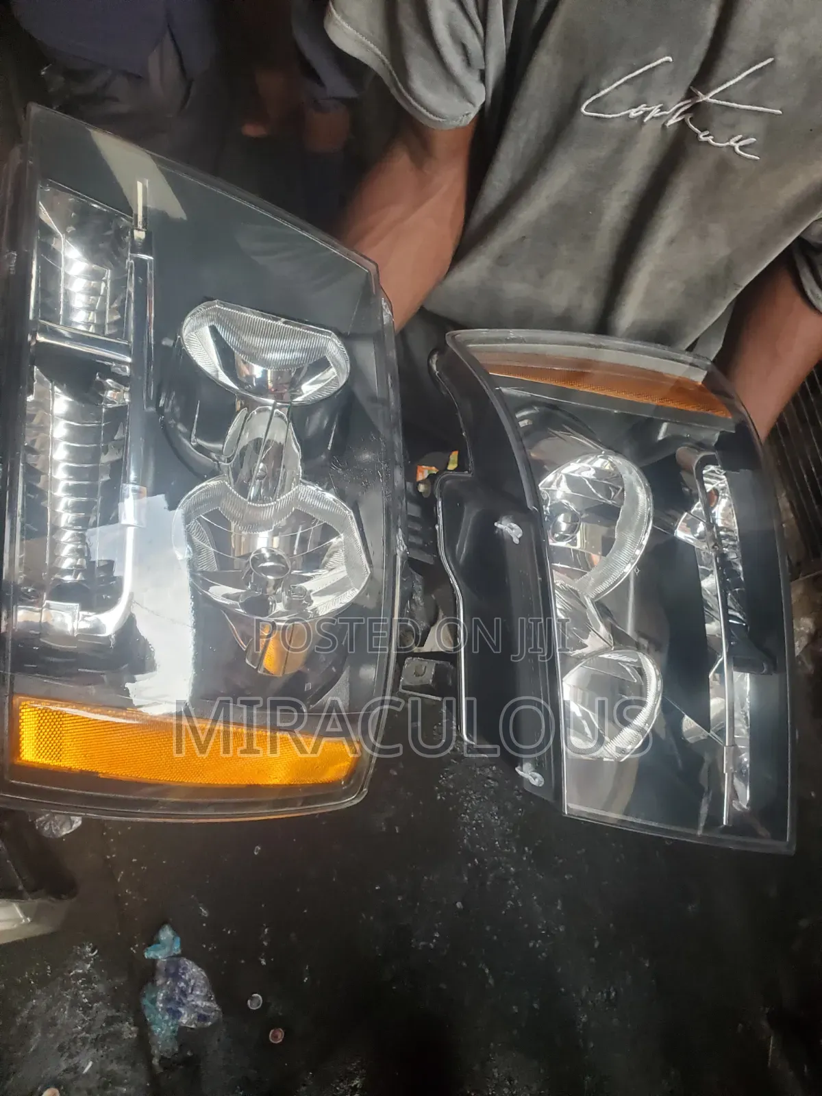 Headlight Chevrolet Suburban 2010 Model Set