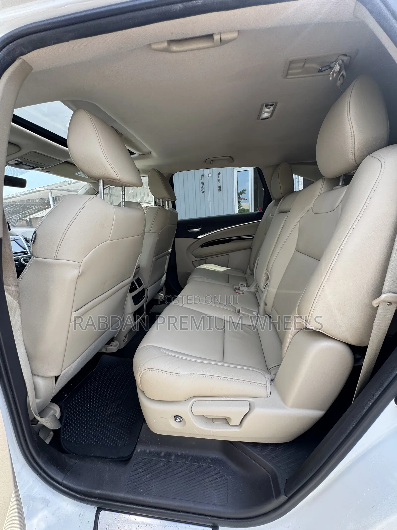 Acura MDX SUV 4dr FWD (3.5L 6cyl 9A) 2016 White