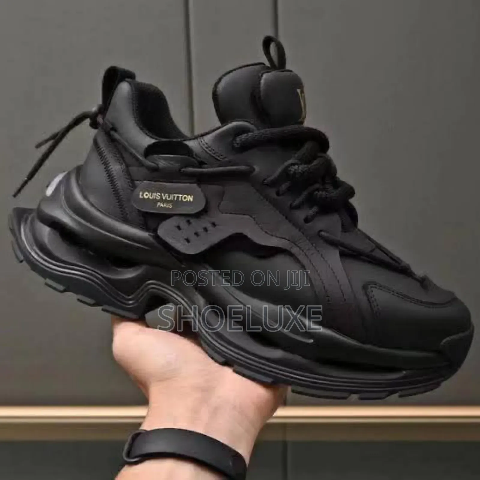 Exclusive Lv Sneakers