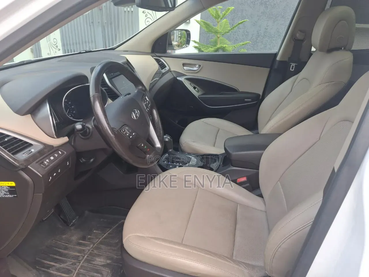 Hyundai Santa Fe SE Ultimate AWD 2017 White