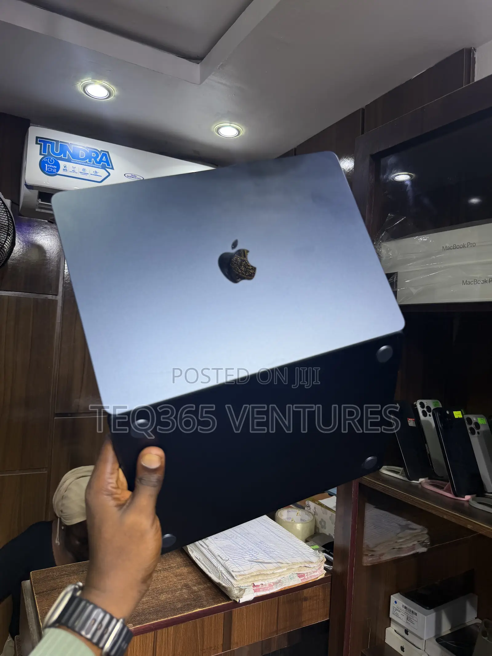 Laptop Apple MacBook Air 2025 M4 16GB Apple M4 SSD 256GB