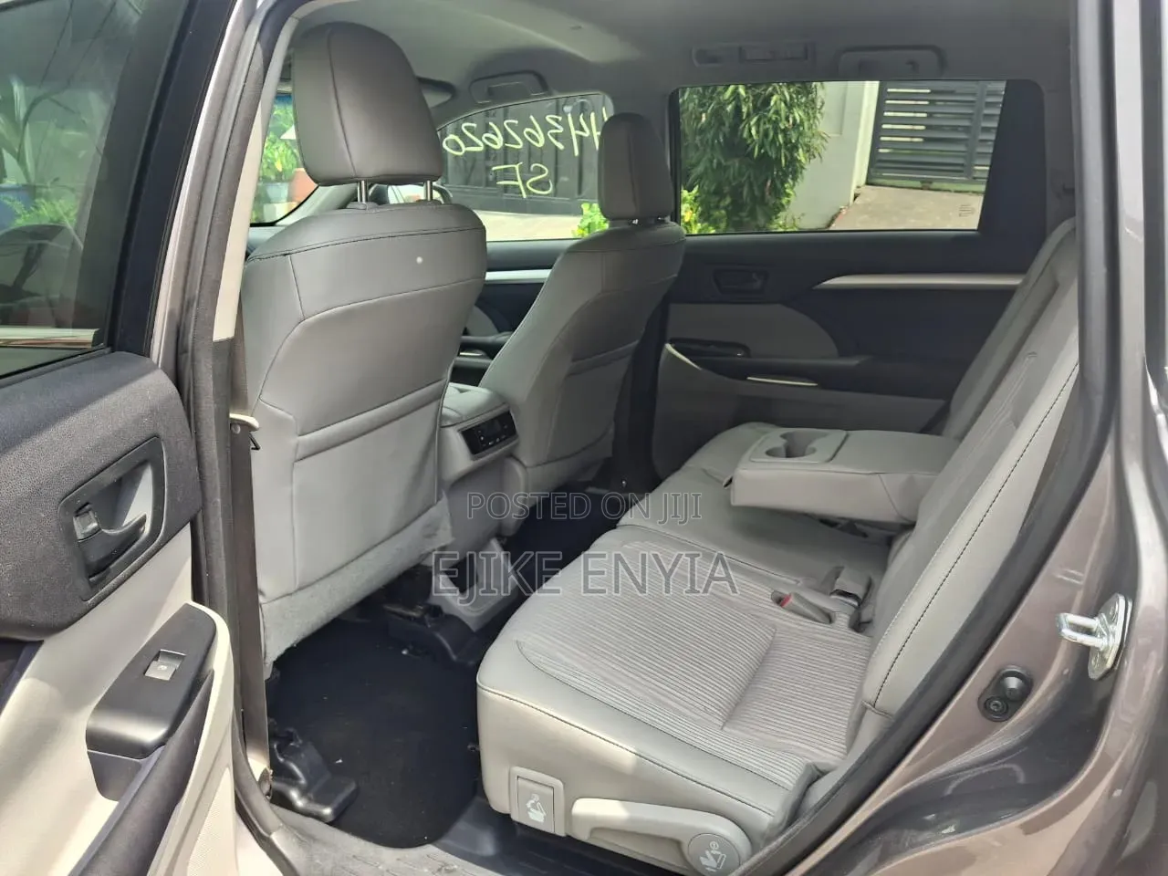 Toyota Highlander LE Plus V6 4x2 (3.5L 6cyl 6A) 2016 Gray