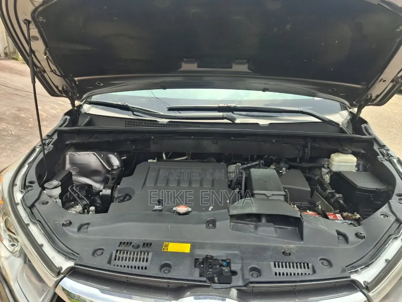Toyota Highlander LE Plus V6 4x2 (3.5L 6cyl 6A) 2016 Gray