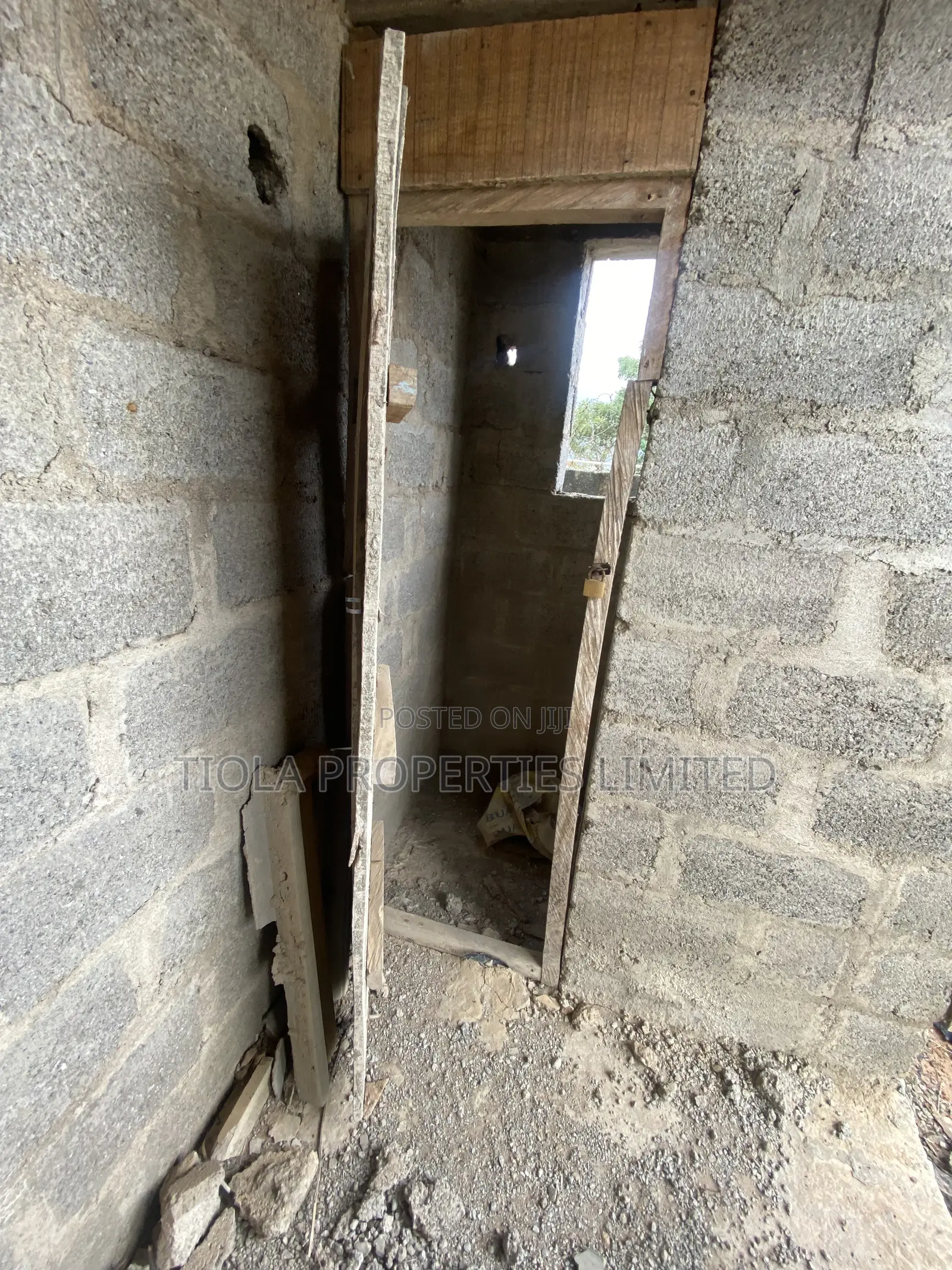 4bdrm Duplex in Pleasant View Estate, Sabon Lugbe for sale