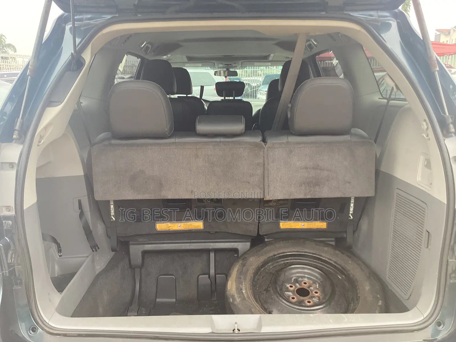 Toyota Sienna SE 8 Passenger 2011 Blue