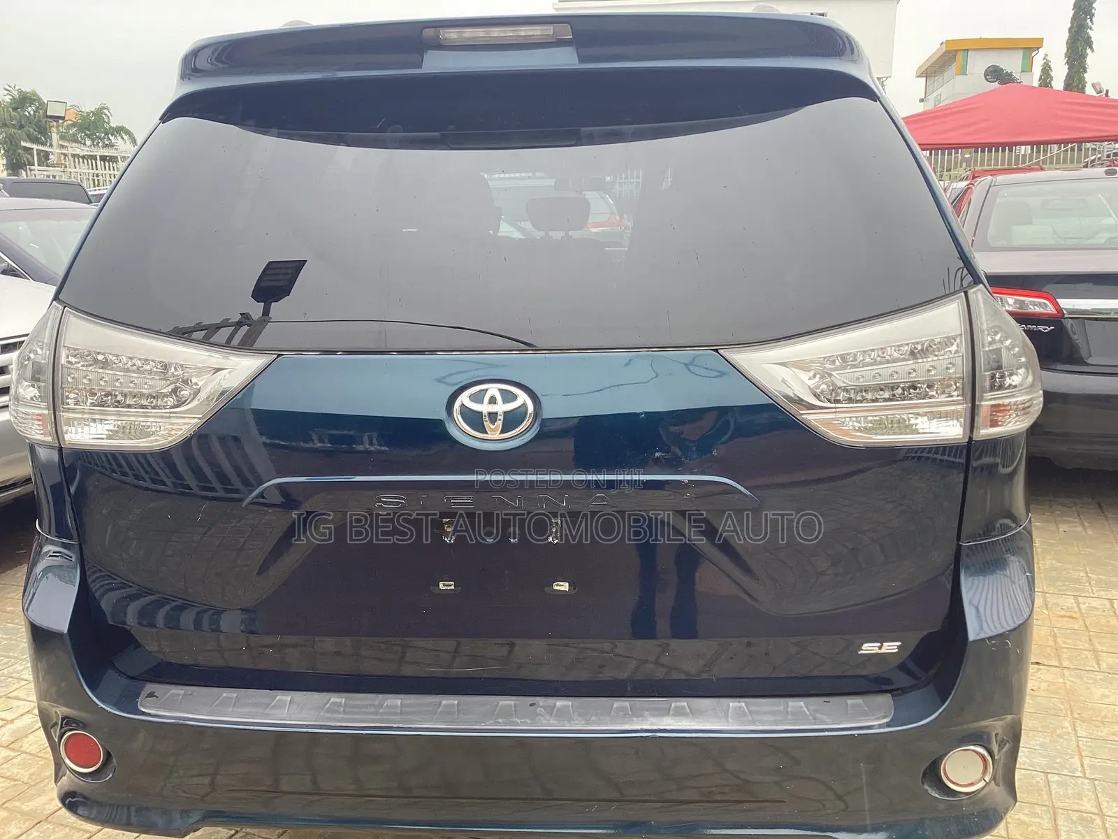 Toyota Sienna SE 8 Passenger 2011 Blue