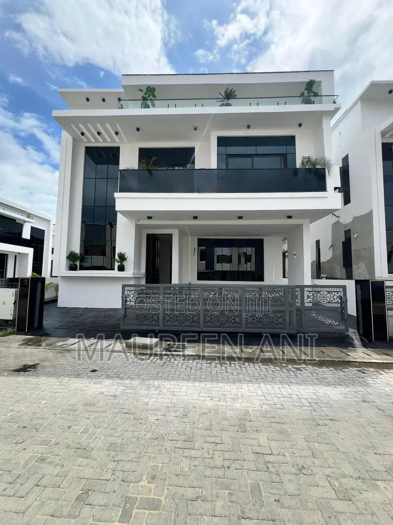 5bdrm Duplex in Cheron, Chevron for sale