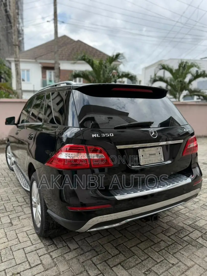 Mercedes-Benz M Class ML350 4MATIC 4dr SUV AWD (3.5L 6cyl 7A) 2014