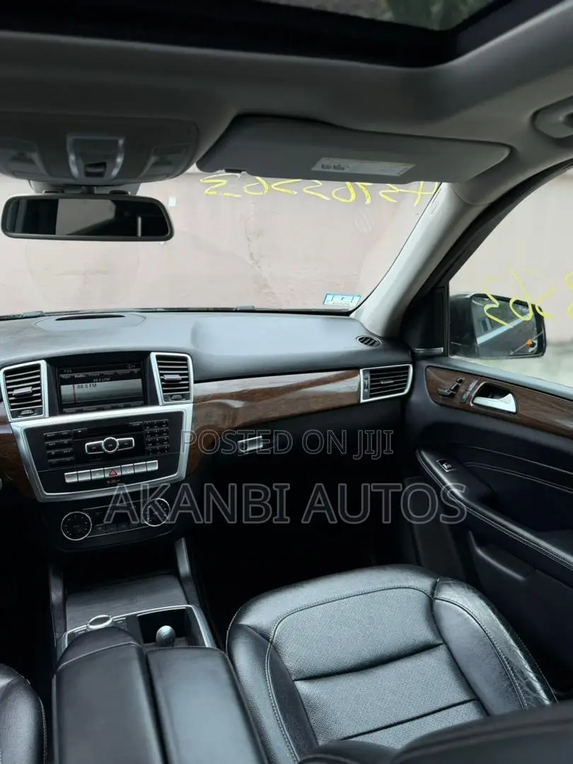 Mercedes-Benz M Class ML350 4MATIC 4dr SUV AWD (3.5L 6cyl 7A) 2014