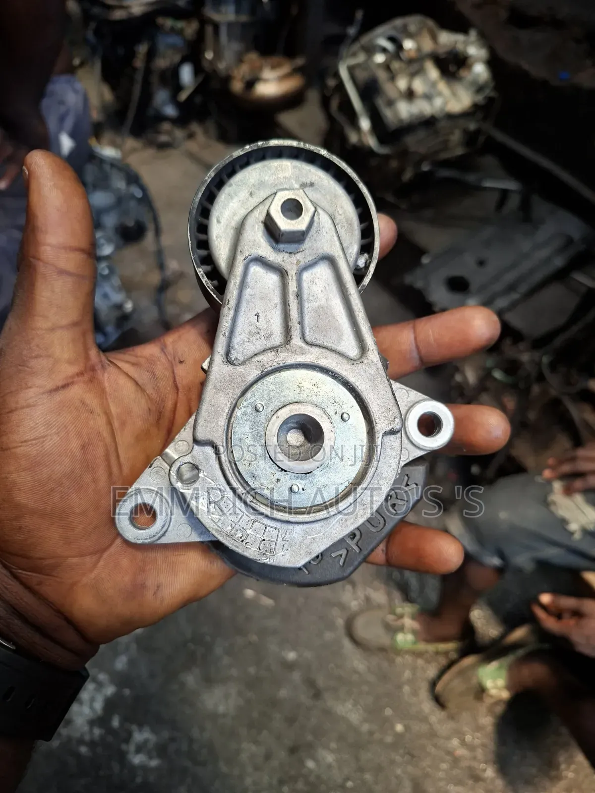 Belt Adjusters Camry, Rav4, Highlander, Rx350, Venza
