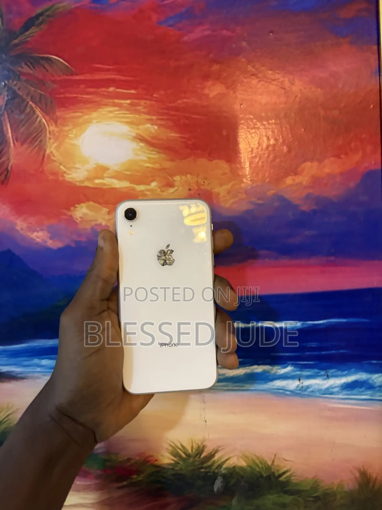 Apple iPhone XR 64 GB White