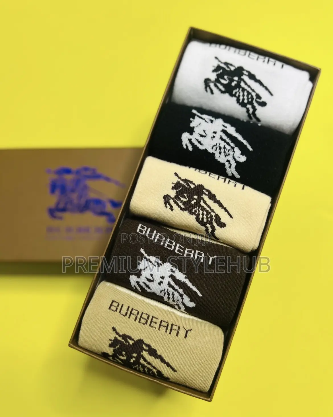 Burberry 5 In 1 Luxury Socks / 3 In 1 Boxers