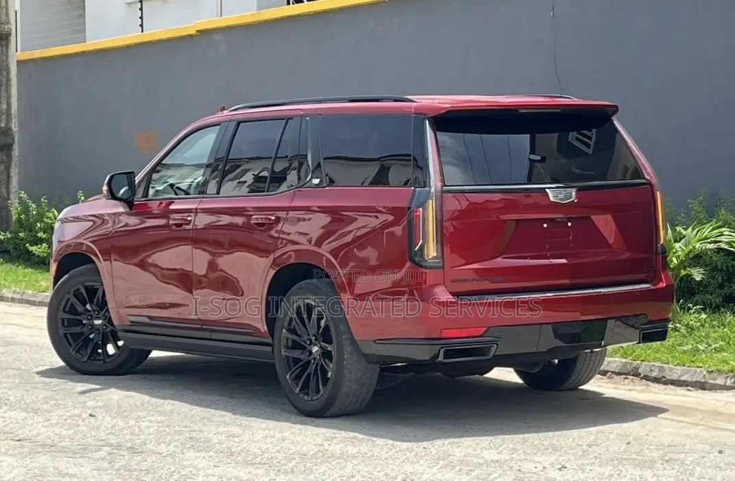 Cadillac Escalade Premium Luxury Platinum 4WD 2024 Red