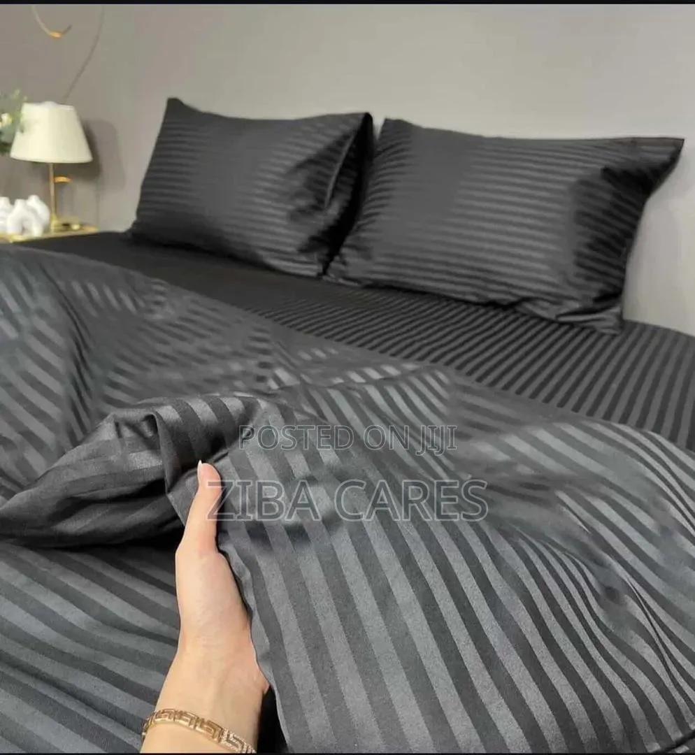 Bold Strips Bedsheet Pillowcases Duvet Set