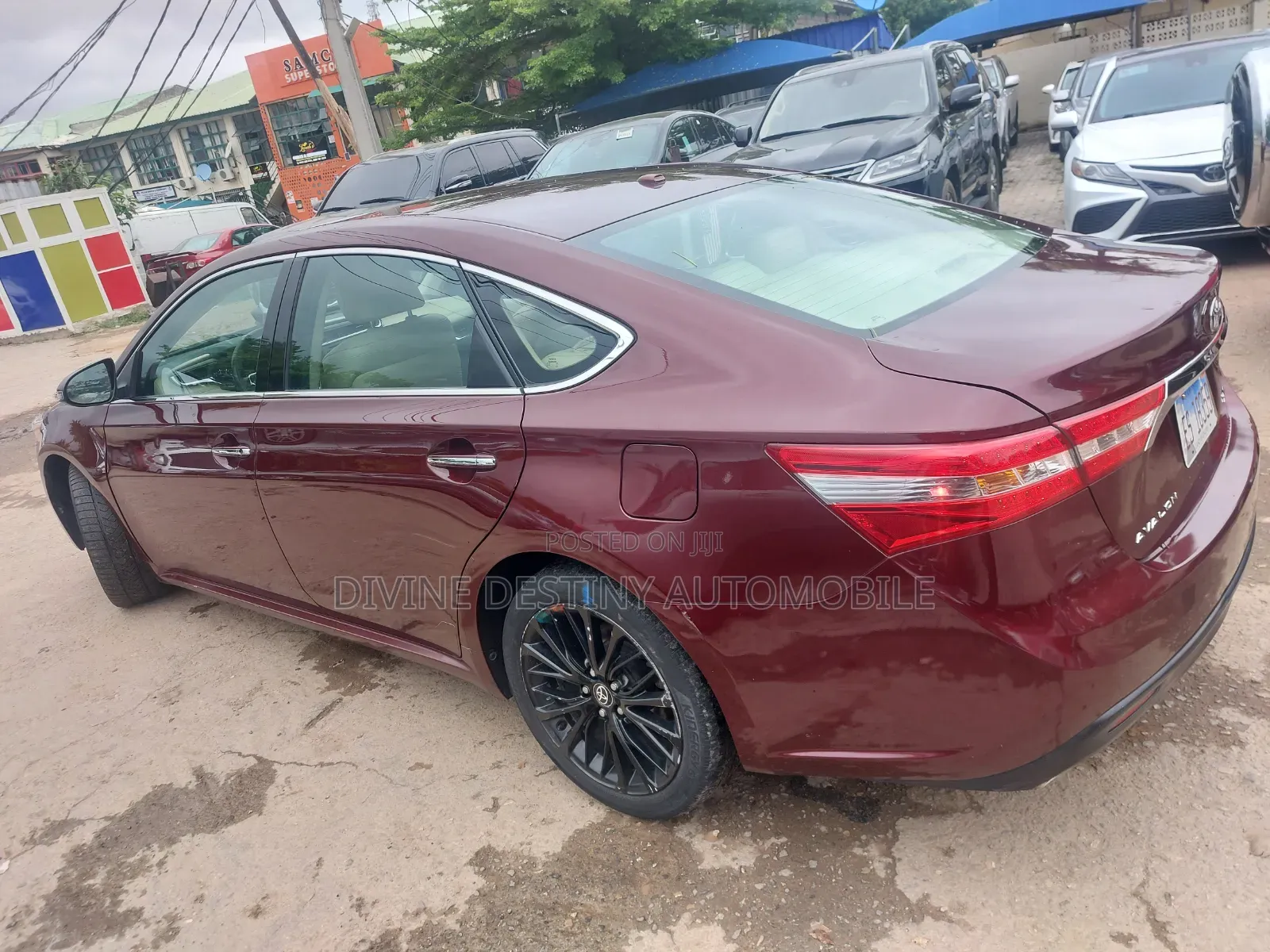 Toyota Avalon XLE 4dr Sedan (3.5L 6cyl 6A) 2015 Red