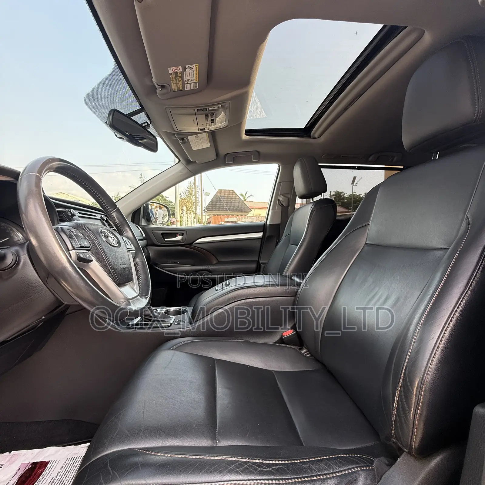 Toyota Highlander 2015 Gold