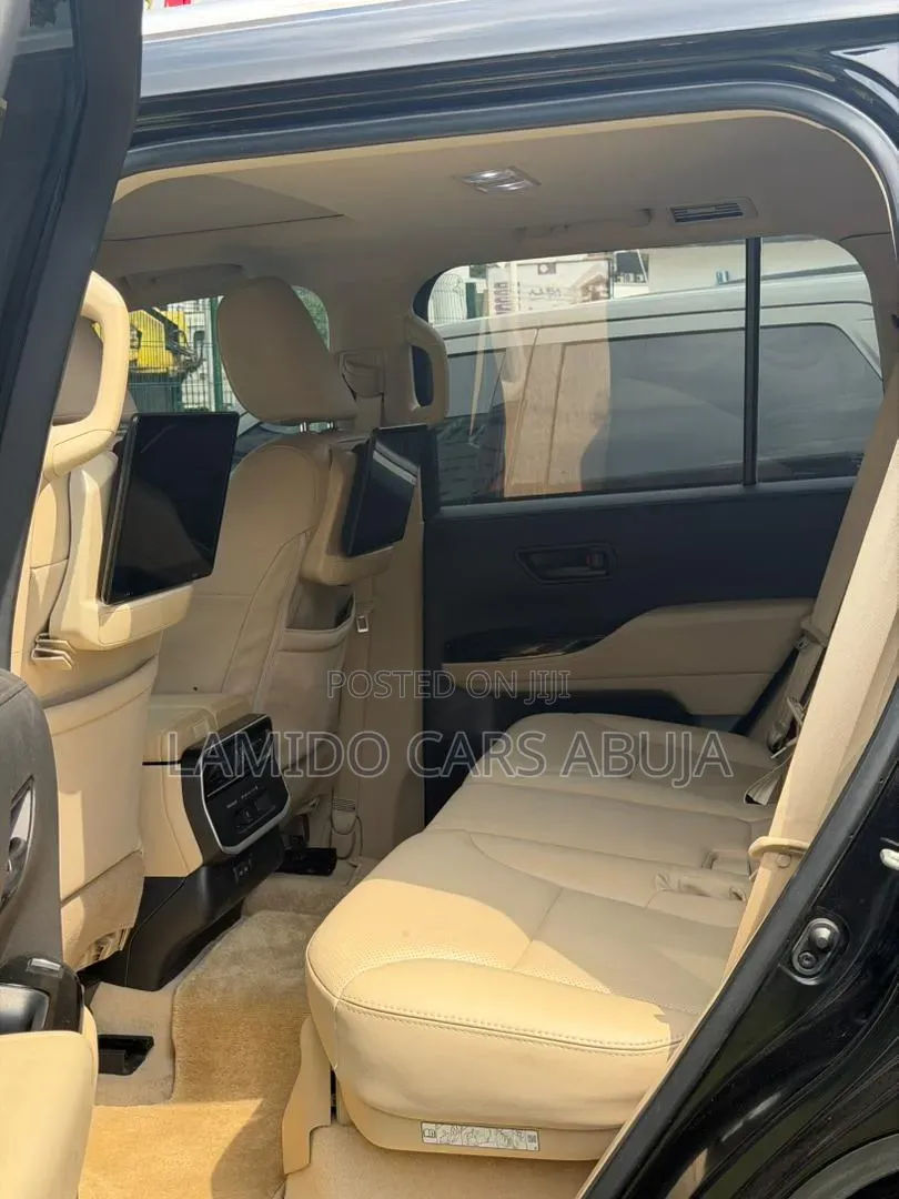 Toyota Land Cruiser 76 Series 2022 Black