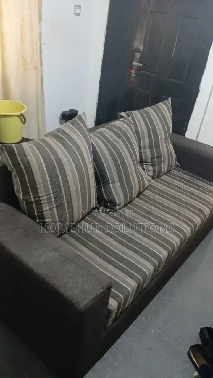 5 Seaters Sofa With Center Table and Two Side Tables