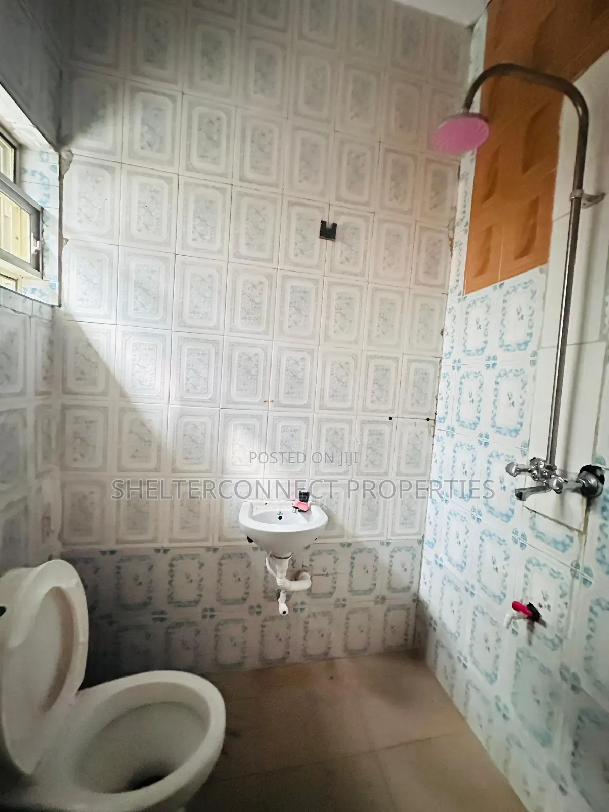 1bdrm Apartment in Lekki Phase 1 for rent
