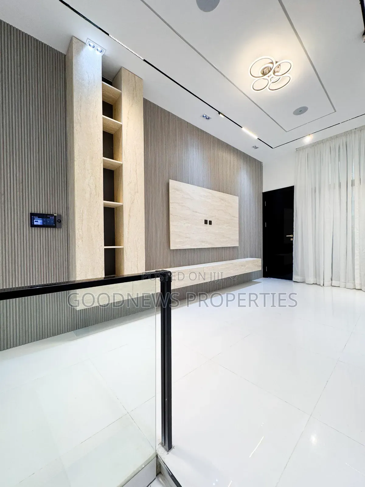 5bdrm Duplex in Lekki Phae1 for sale
