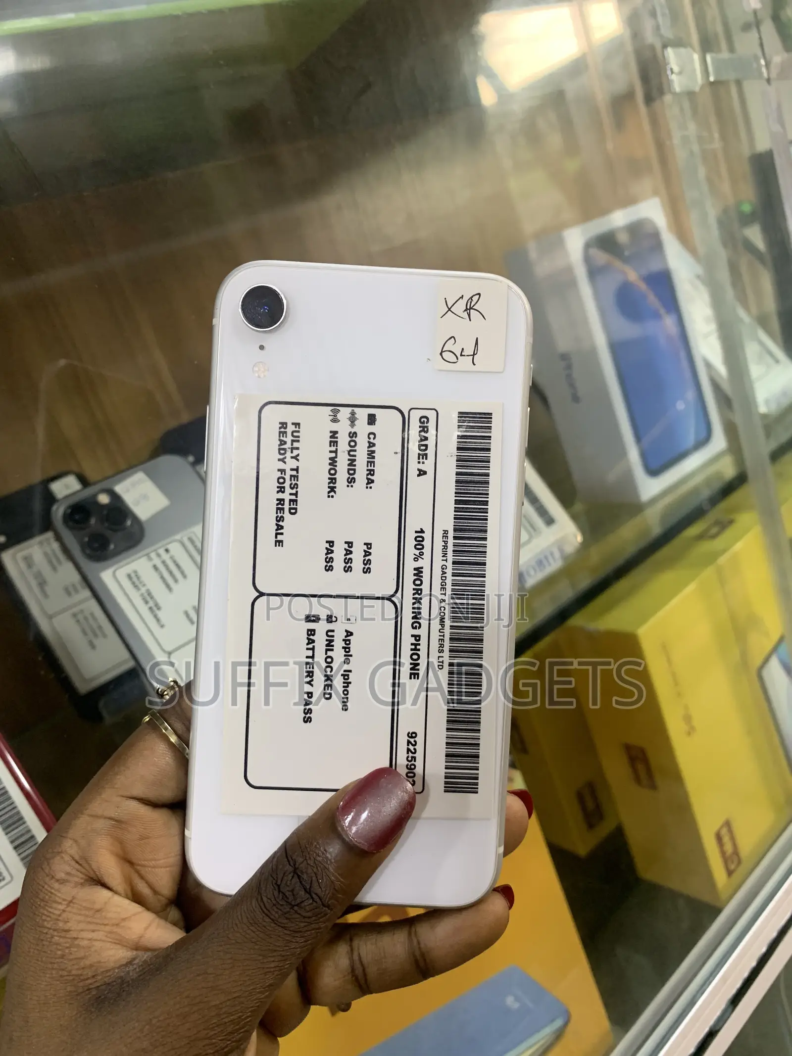 Apple iPhone XR 64 GB White