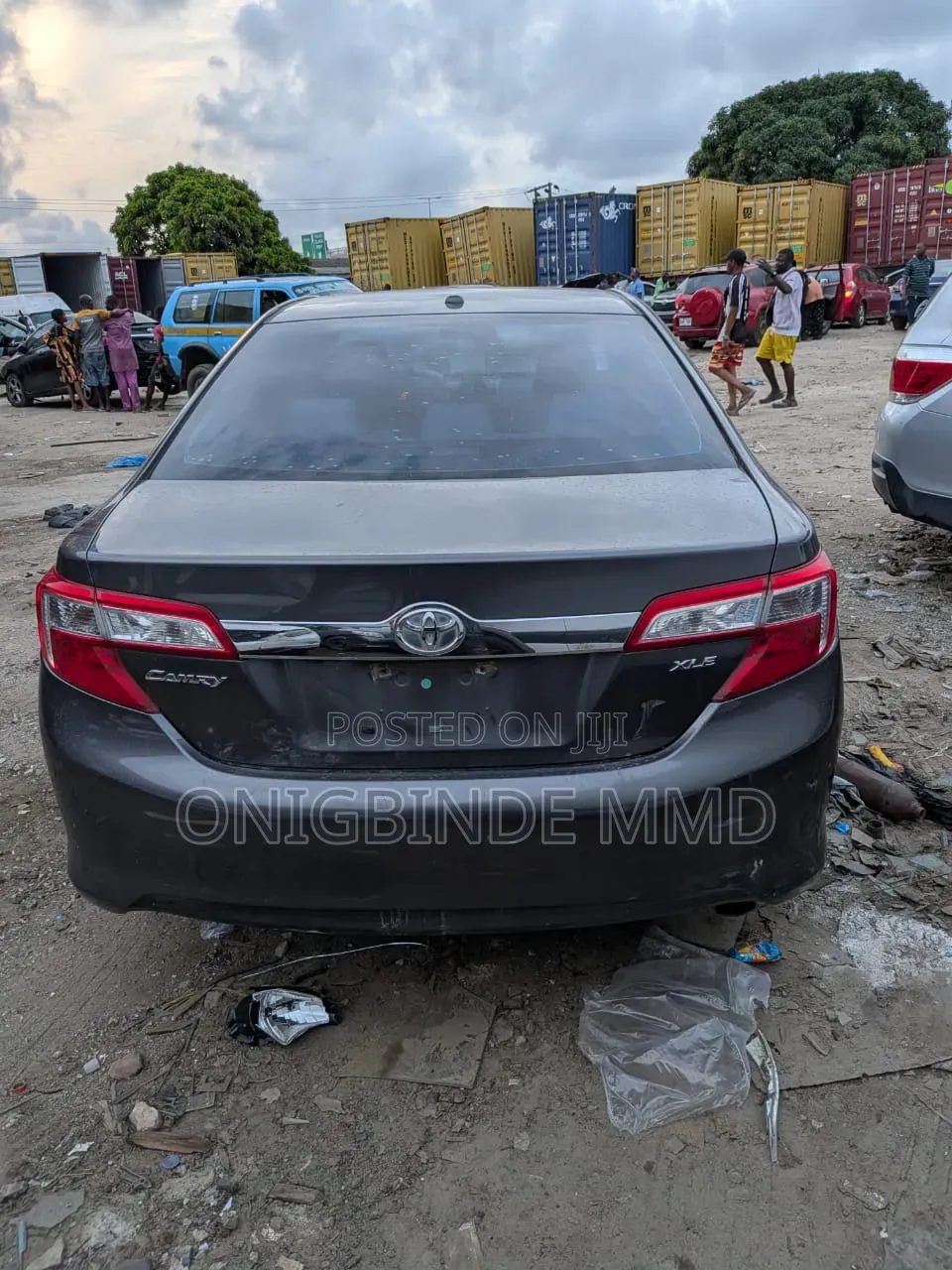Toyota Camry XLE 4dr Sedan (2.5L 4cyl 6A) 2012 Gray