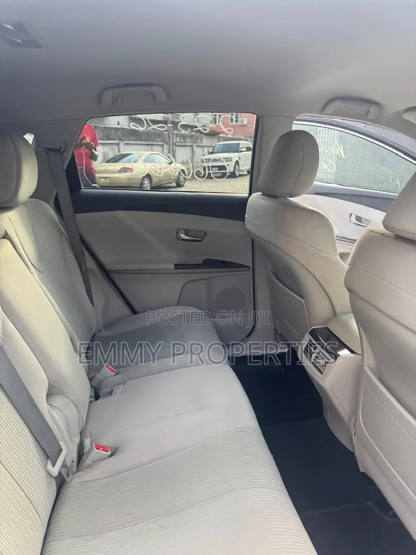 Toyota Venza 2015 Silver