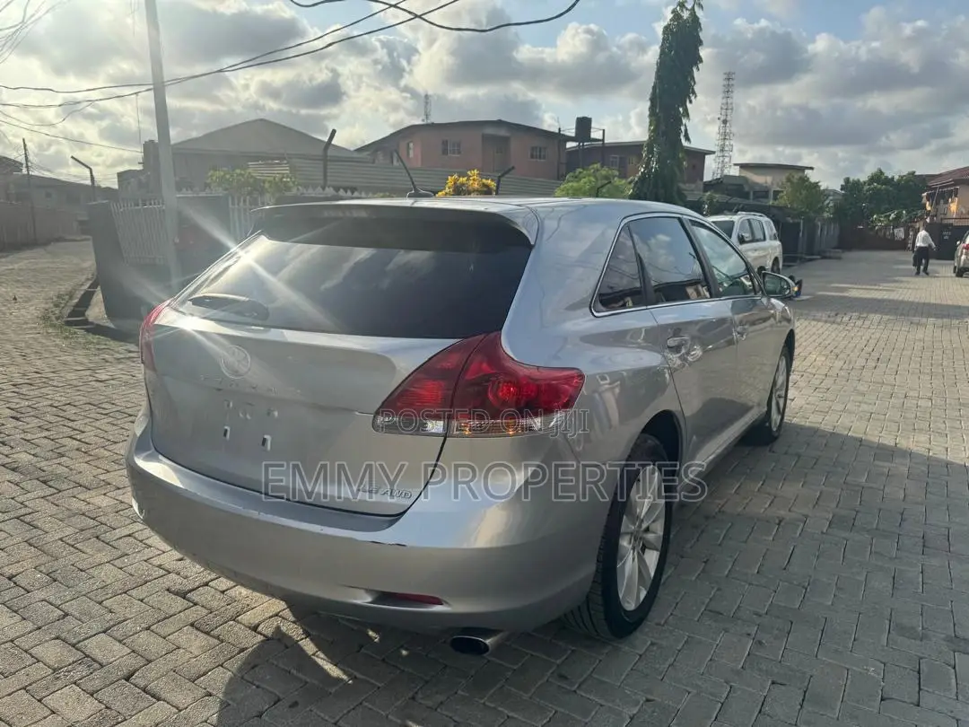 Toyota Venza 2015 Silver