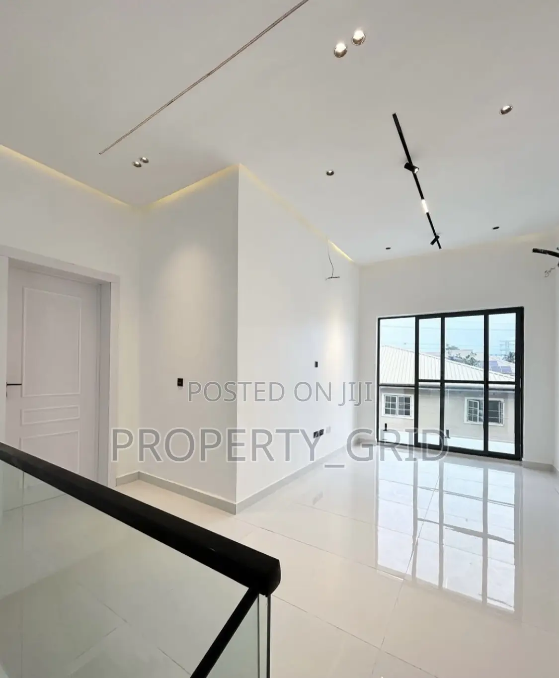 Furnished 4bdrm Duplex in Ajah for sale