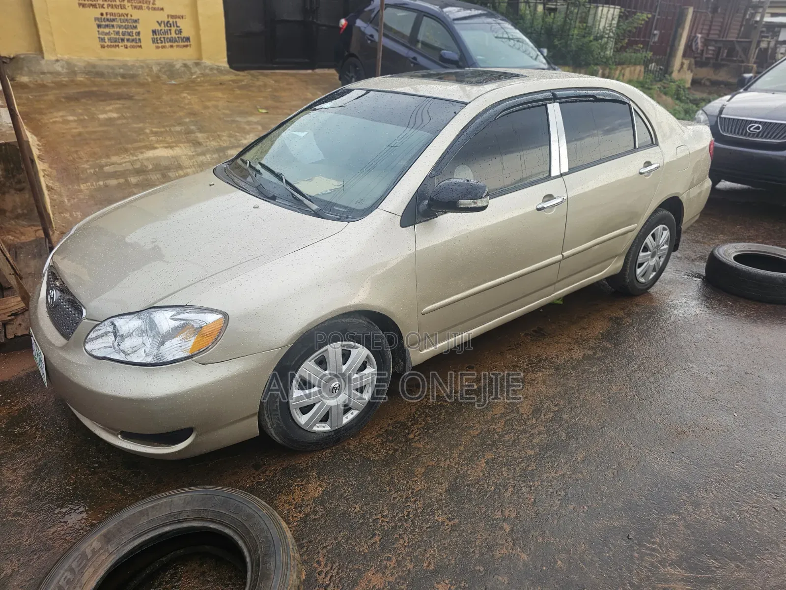 Toyota Corolla LE 2006 Gold