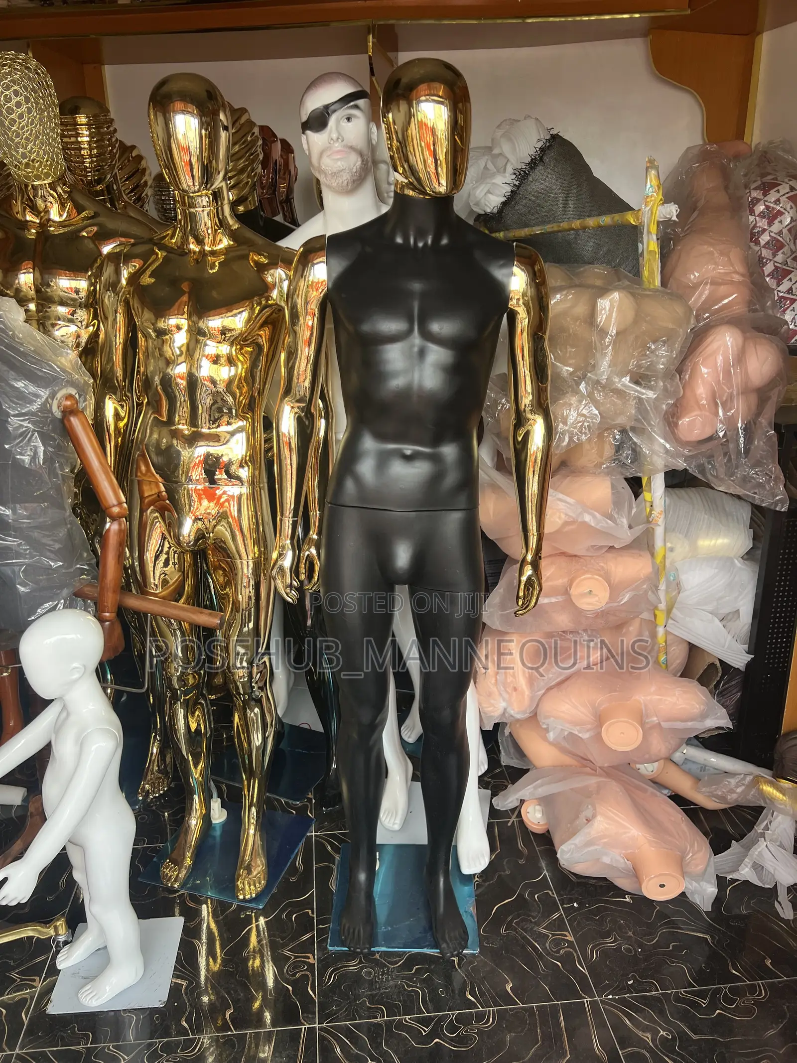 Black and Gold Small Chest Man