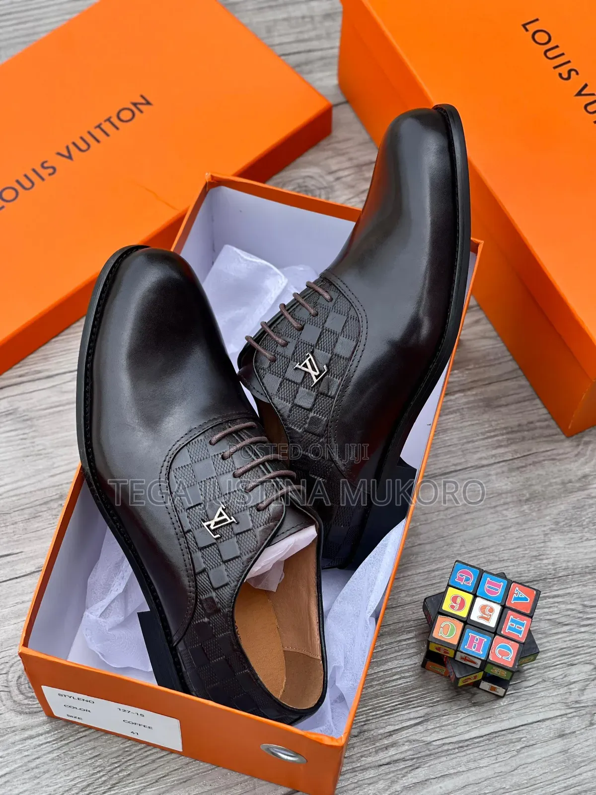 Luxury Louis Vuitton Men's Flat Shoes
