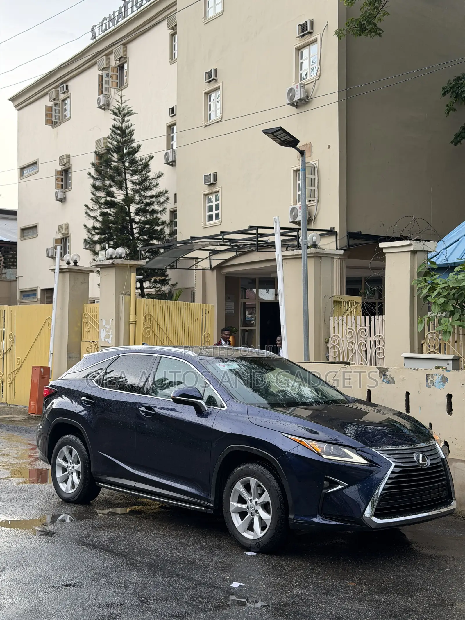 Lexus RX 350 FWD 2016 Blue
