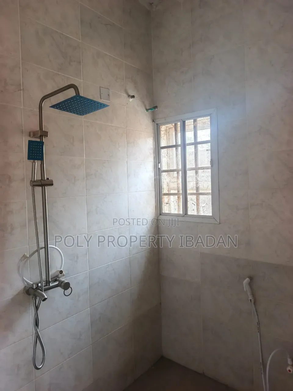 3bdrm Apartment in Harmony Estate, Akobo for rent