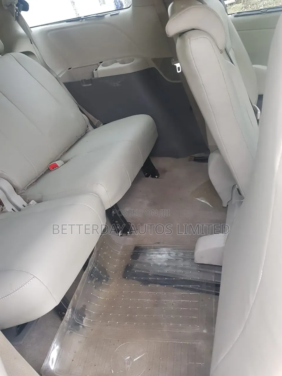 Toyota Sienna 2015 Black