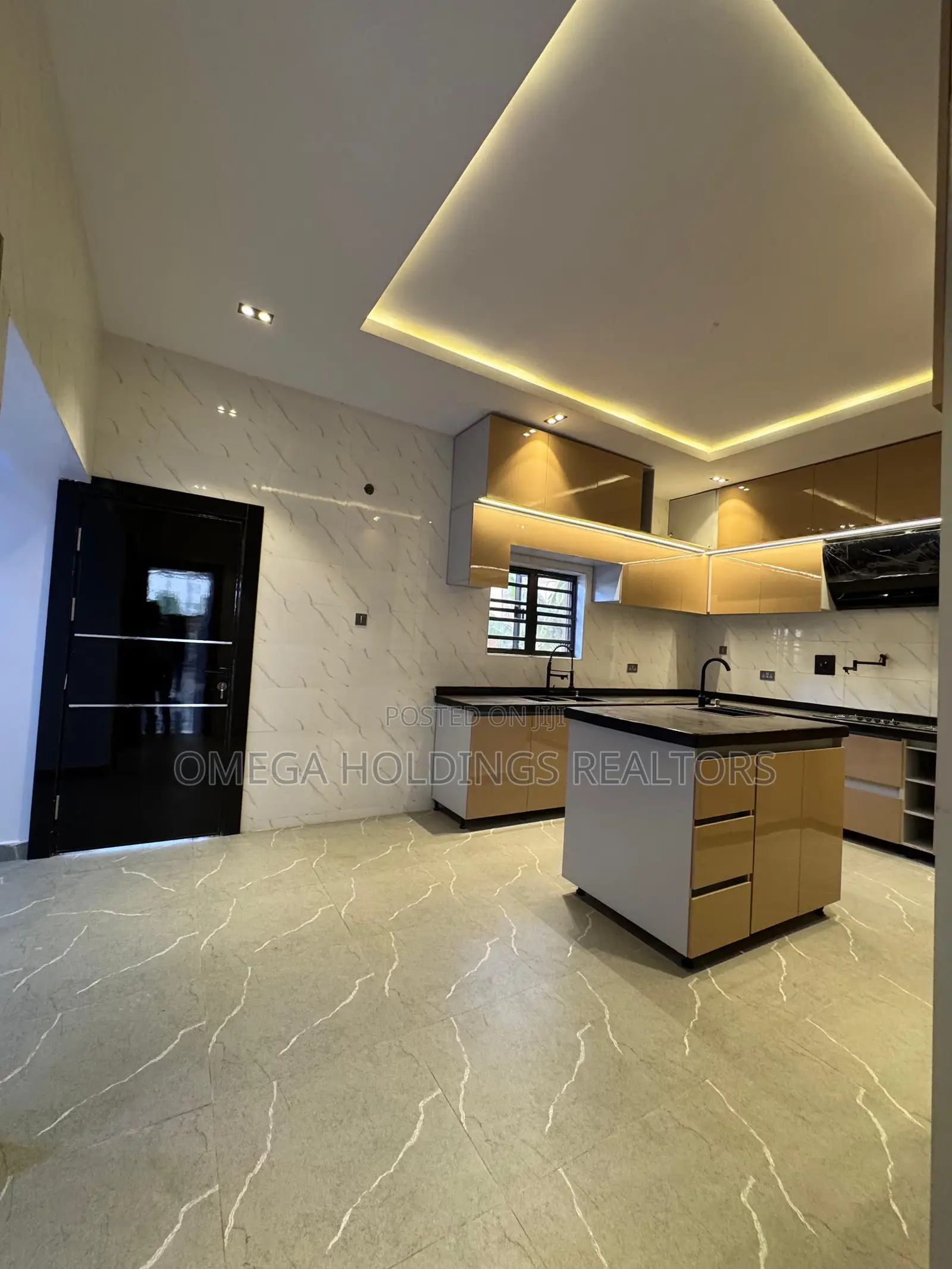 4bdrm Duplex in Carlton Gate, Akobo for sale