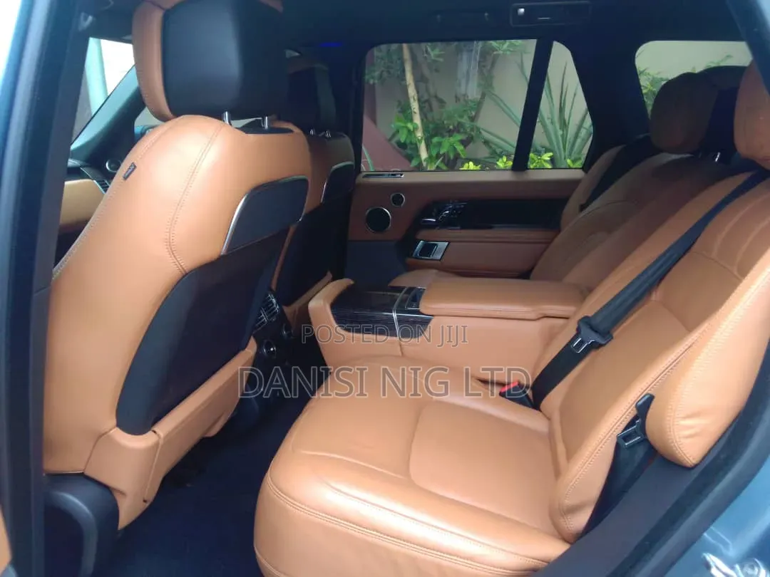 Land Rover Range Rover Vogue 2019 Blue